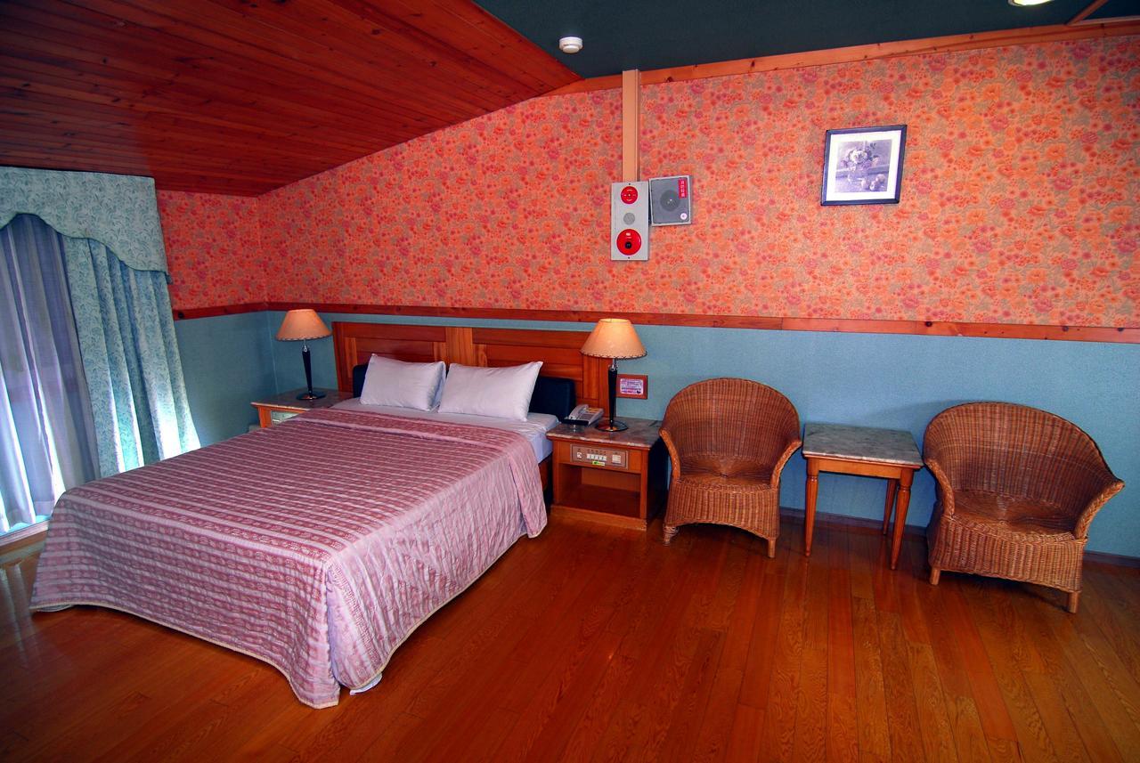 تاينان Paiwei Motel المظهر الخارجي الصورة
